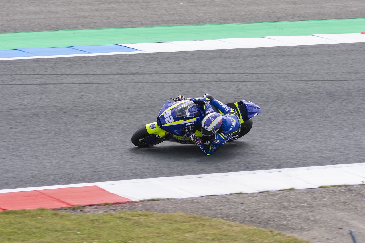 乏足够的资 乏足够的资